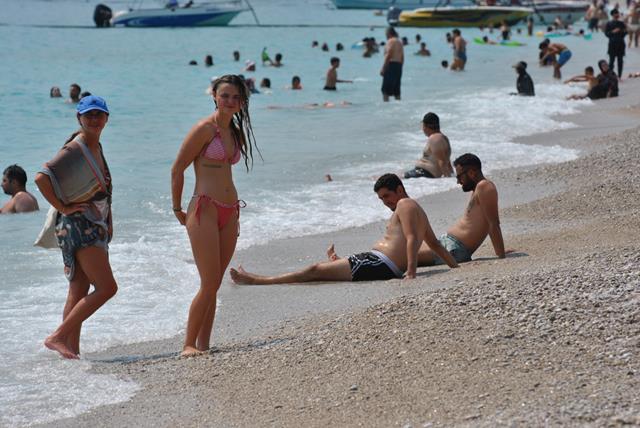 Fethiye’de Plajlar Doldu (6) (Copy)