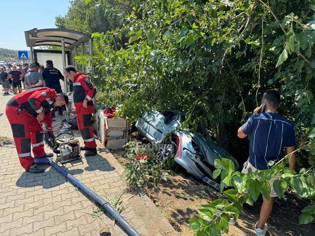 Fethiye’de Tek Taraflı Trafik Kazası; 2 Ölü 1 Yaralı (1) (Copy)