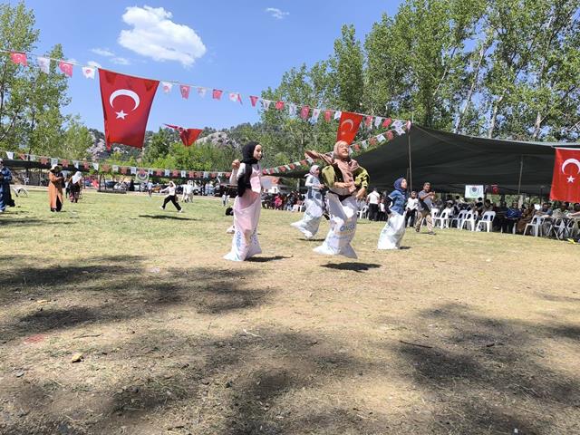 Hafızlar Yayla Şenliğine Yoğun İlgi Oldu (16) (Copy)
