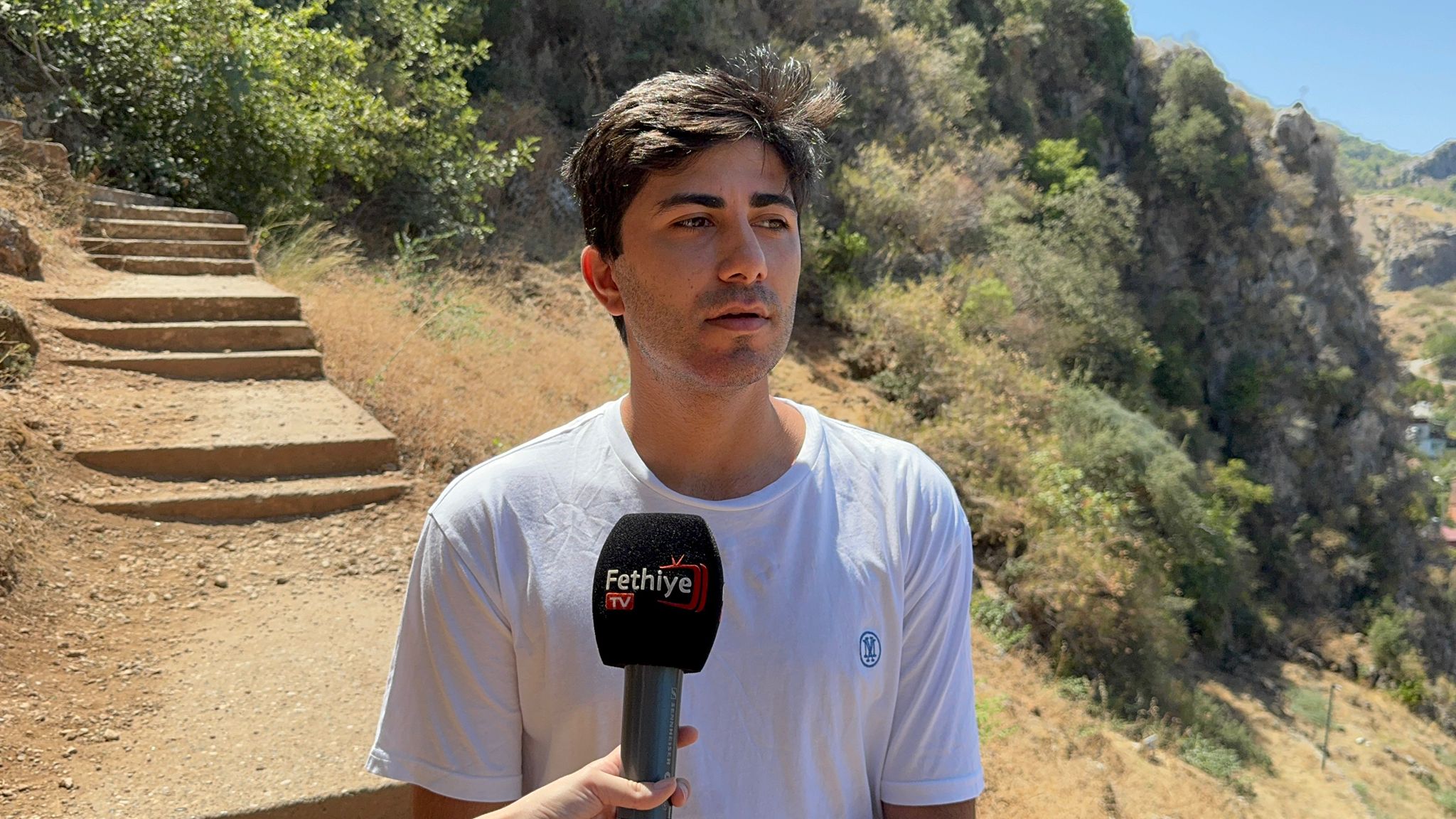 40 Derece Sıcağa Rağmen Amintas Kaya Mezarları’na Yoğun İlgi (6)