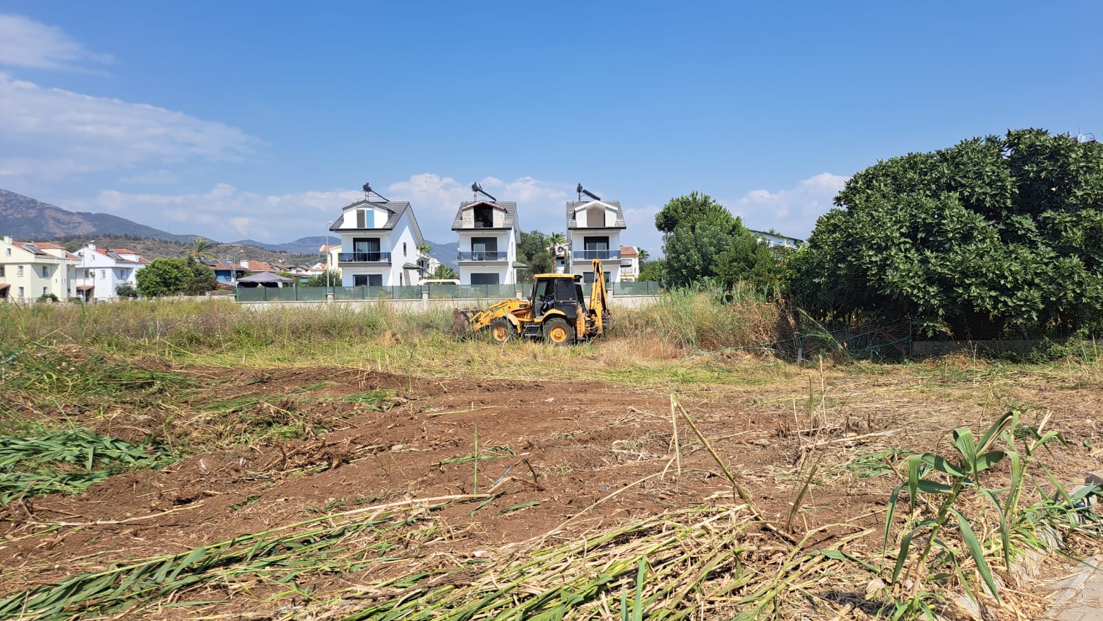 Fethiye Belediyesi Uyardı Arsa Temizliğini Yapmayanlara %20 Fazla Masraf Faturası! (6)