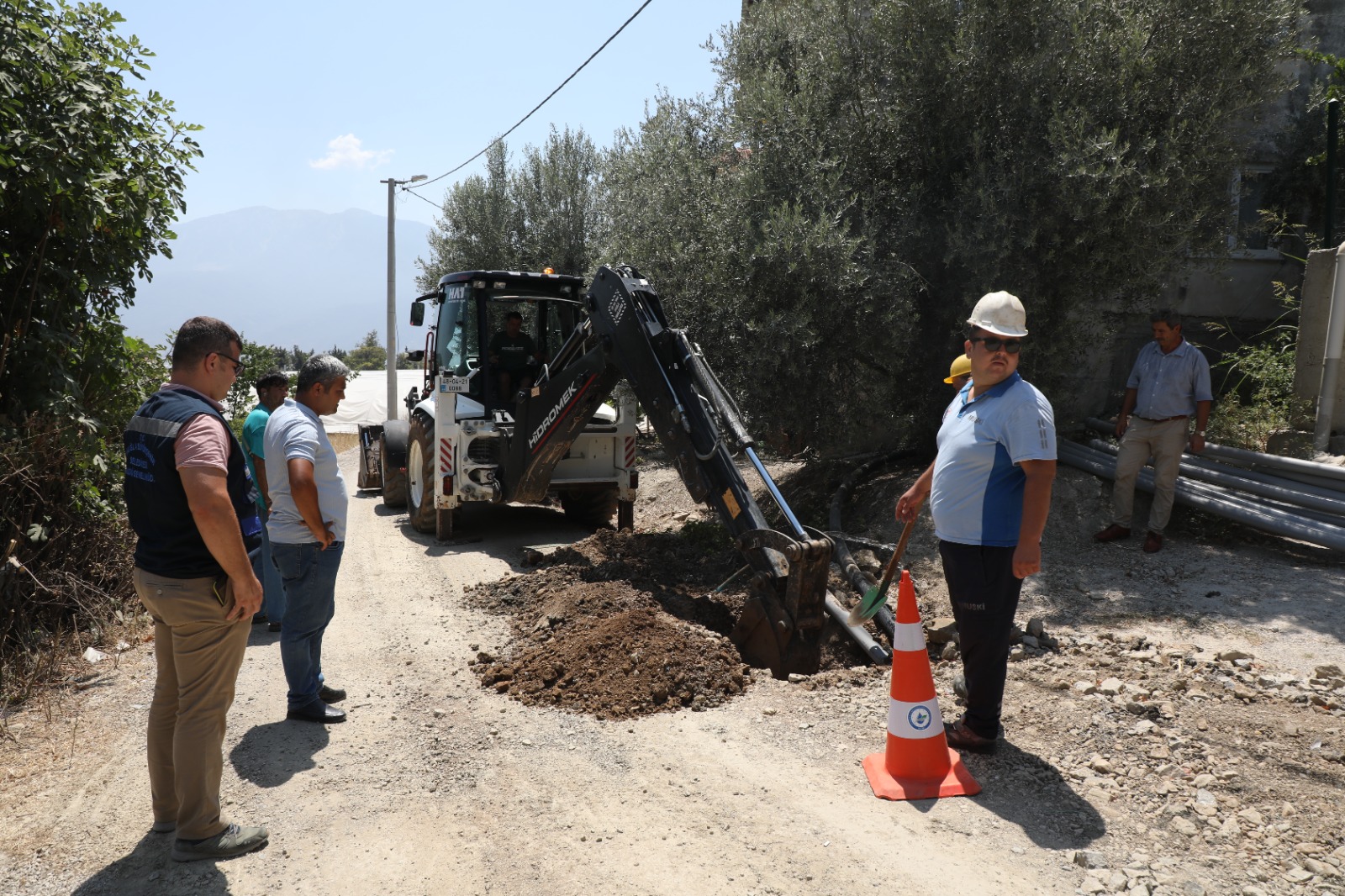 Fethiye Eldirek’de Kesintisiz İçme Suyu İçin Çalışmalar Başladı (3)