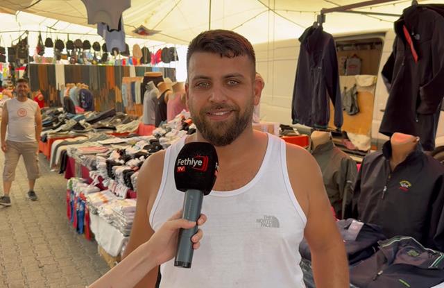 Fethiye Salı Pazarı’nda Kalabalık Var, Satış Yok (9) (Copy)