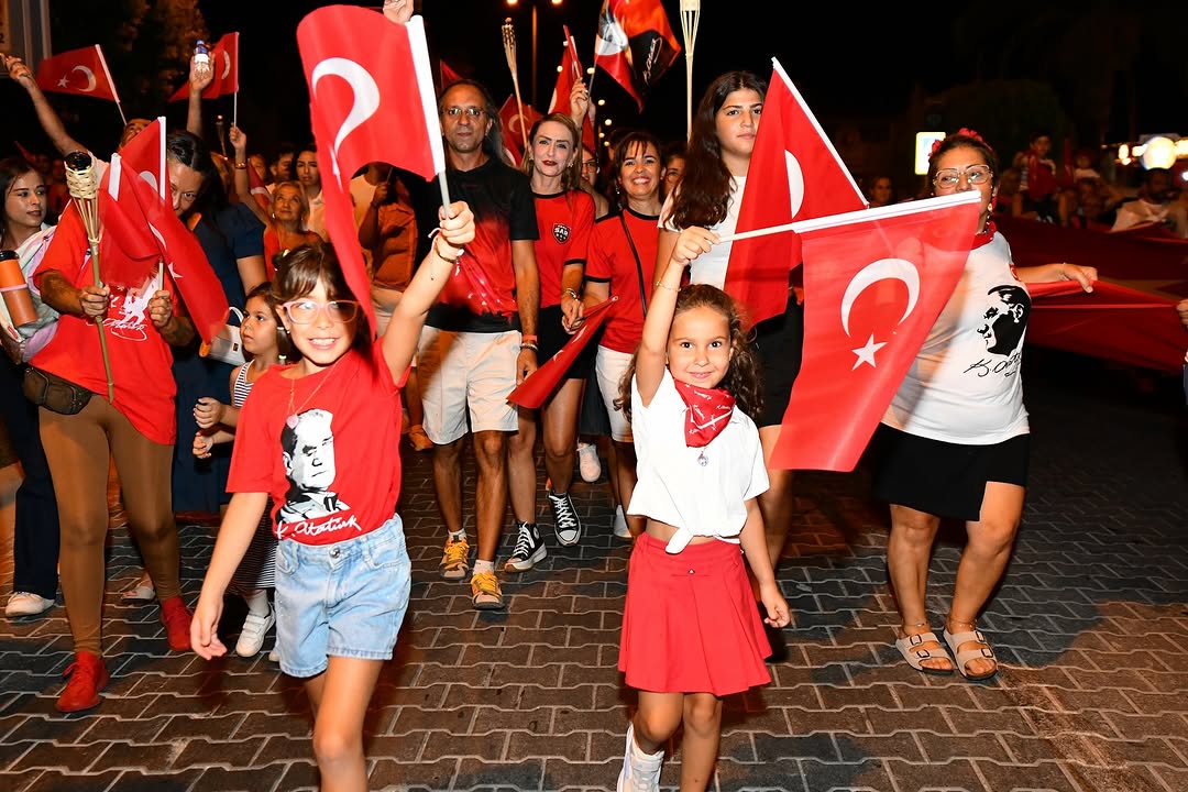 Fethiye’de Coşkulu Zafer Bayramı Kutlaması (6)