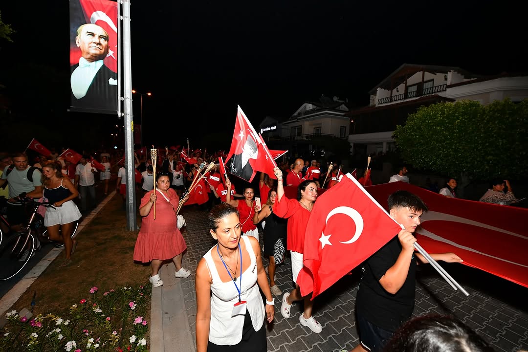 Fethiye’de Coşkulu Zafer Bayramı Kutlaması (8)