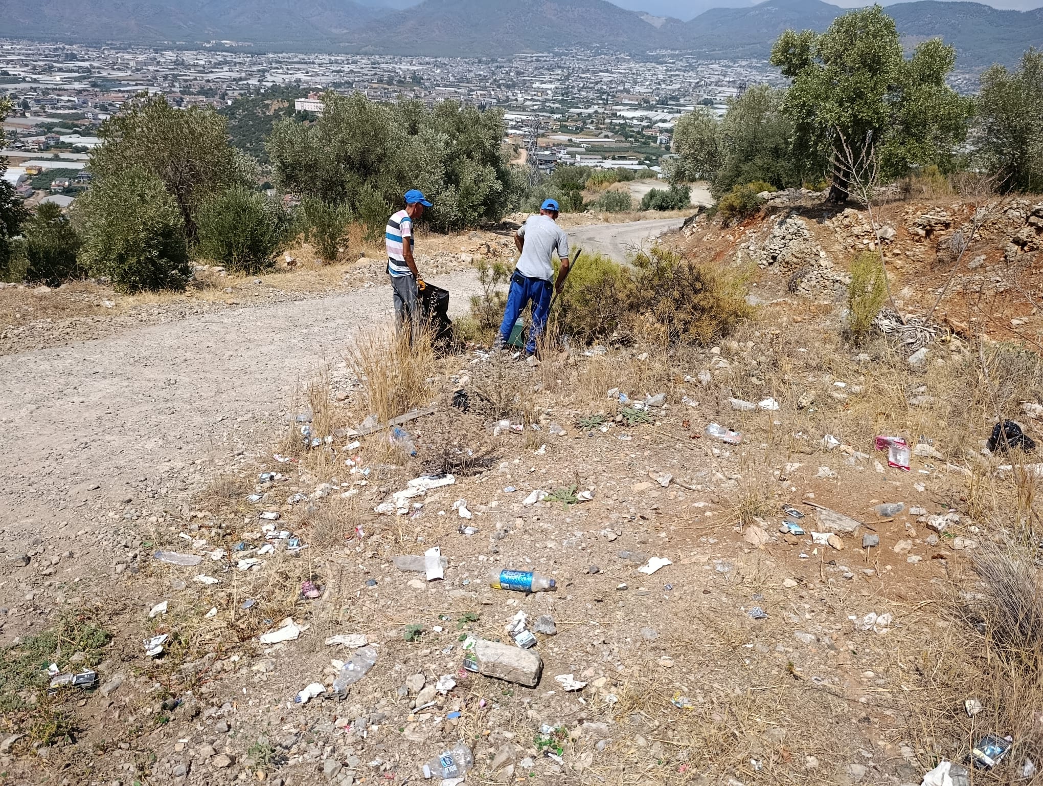 Fethiye’de Karaçulha Baraj Caddesi Temizlendi (3)