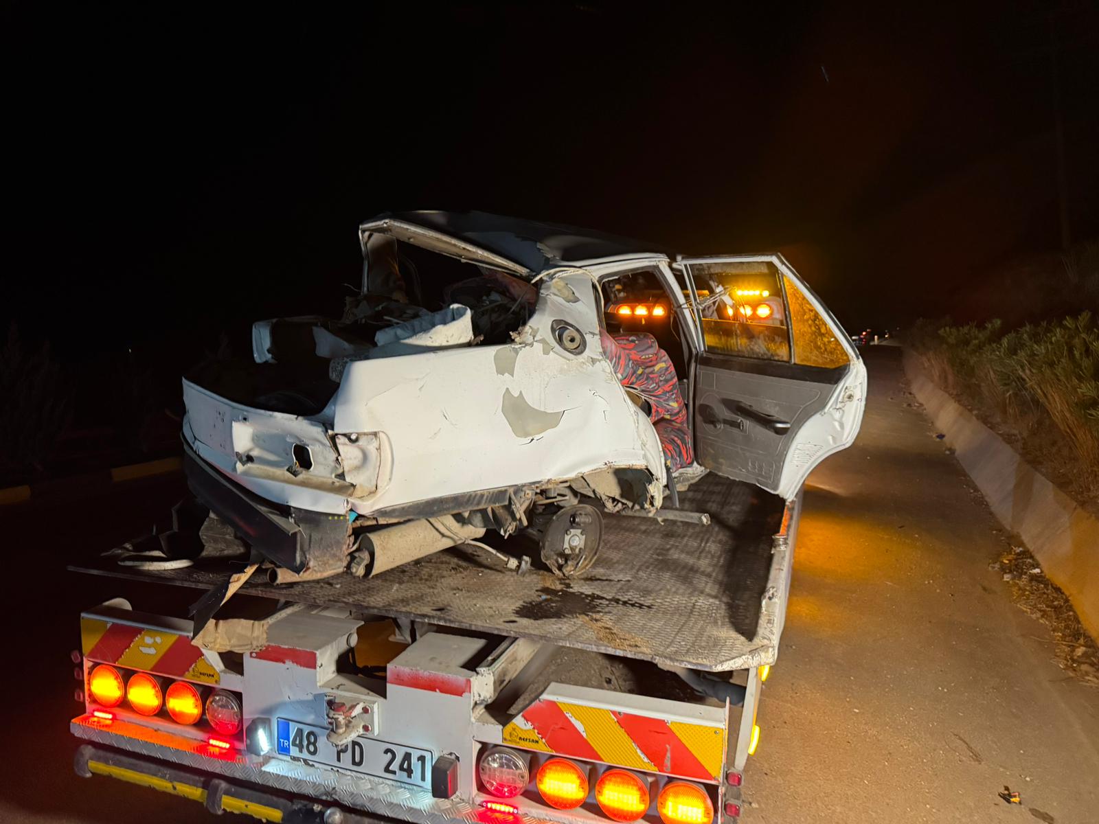 Fethiye'de Trafik Kazasında Ağır Yaralanan 17 Yaşındaki Genç Hayatını Kaybetti (1)