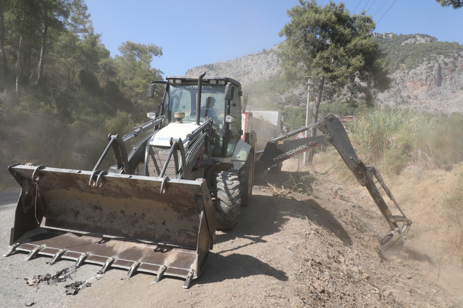 Muski̇’den Göcek’te İçme Suyu Ve Dere Temizlik Çalışması (1)
