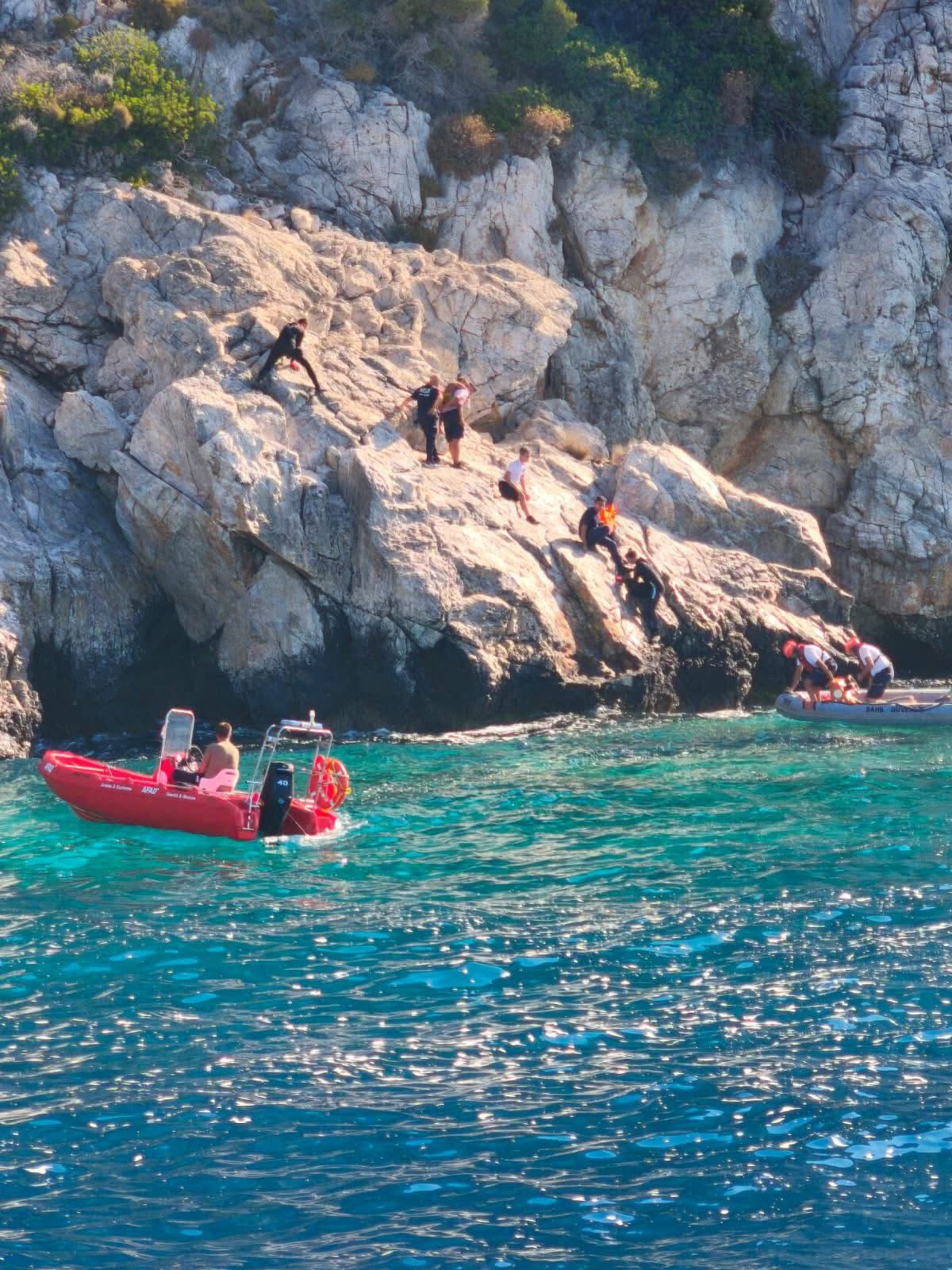 Ören'de Batan Teknedeki Çocukları Sahil Güvenlik İha'sı Tespit Etti (4)