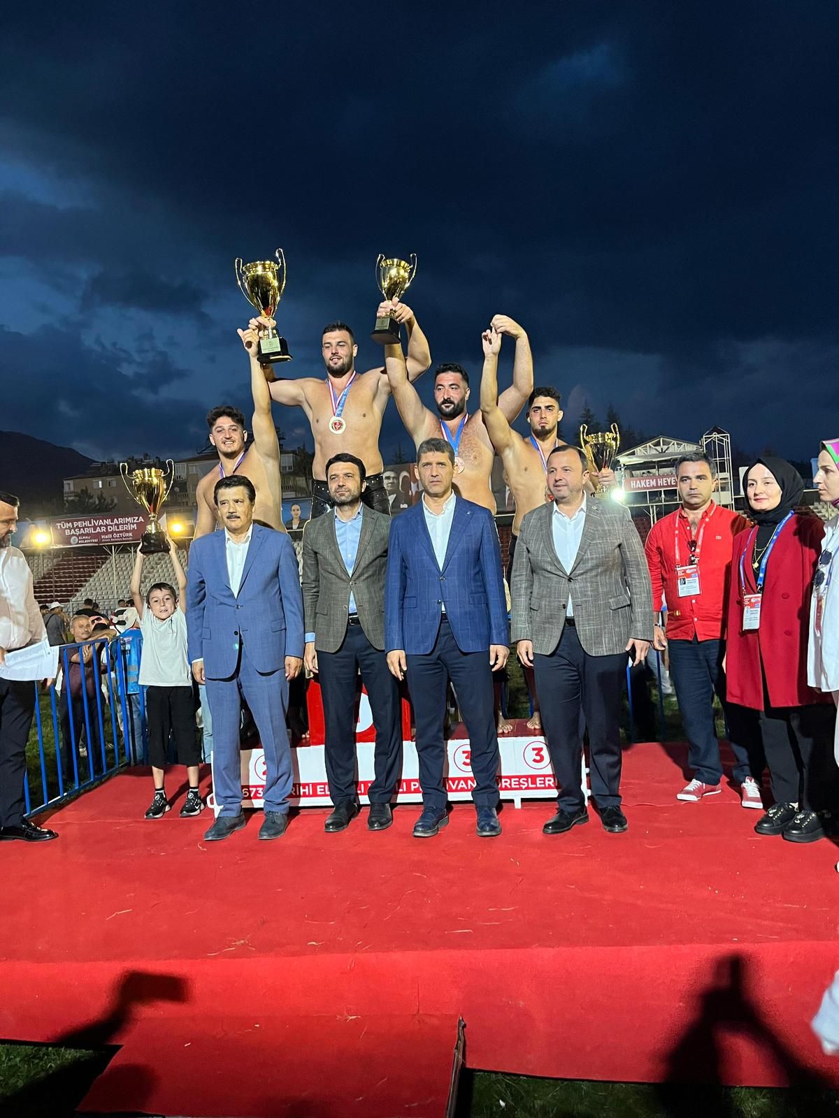 545540715 1419621205779545 2438017589704412089 N