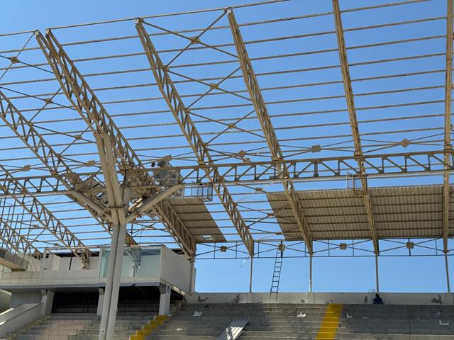 Fethiye Şehir Stadı Betonarme Tribününde Yıkım Başladı (1) (Copy)