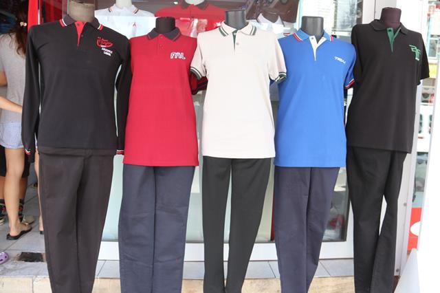 Fethiye’de Okul Kıyafeti Alışverişi Telaşı Başladı (3) (Copy)