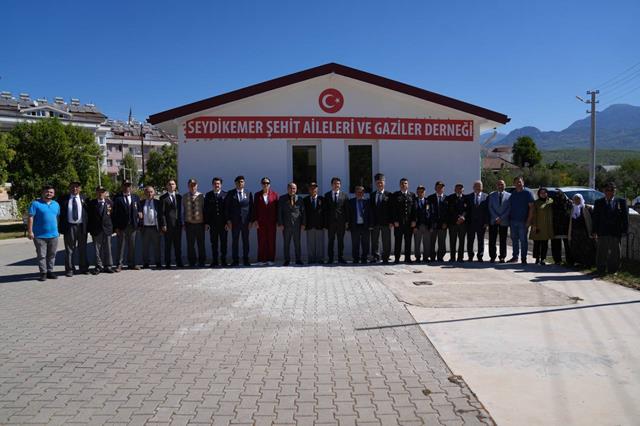 Kahraman Gazilerimiz Seydikemer’de Saygıyla Anıldı (1) (Copy)