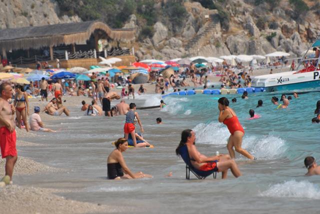 Başkan Kökten, “Turizm Kötü Başladı Ama İyi Bitecek” (5) (Copy)-1