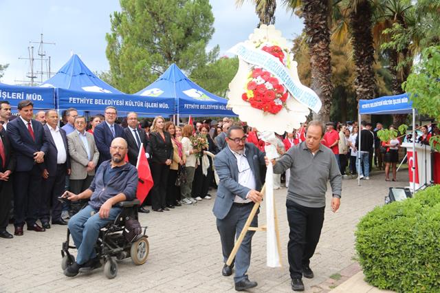 Chp Fethiye’den Cumhuriyet Meydanı’nda Alternatif Çelenk Töreni (2) (Copy)