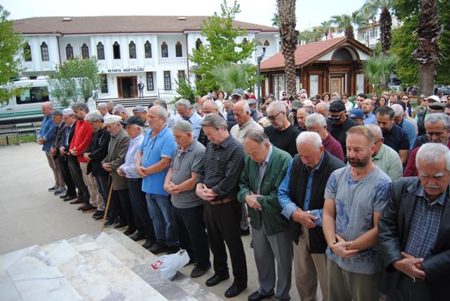 Dedeoğlu Ailesinin Acı Günü (9) (Copy)