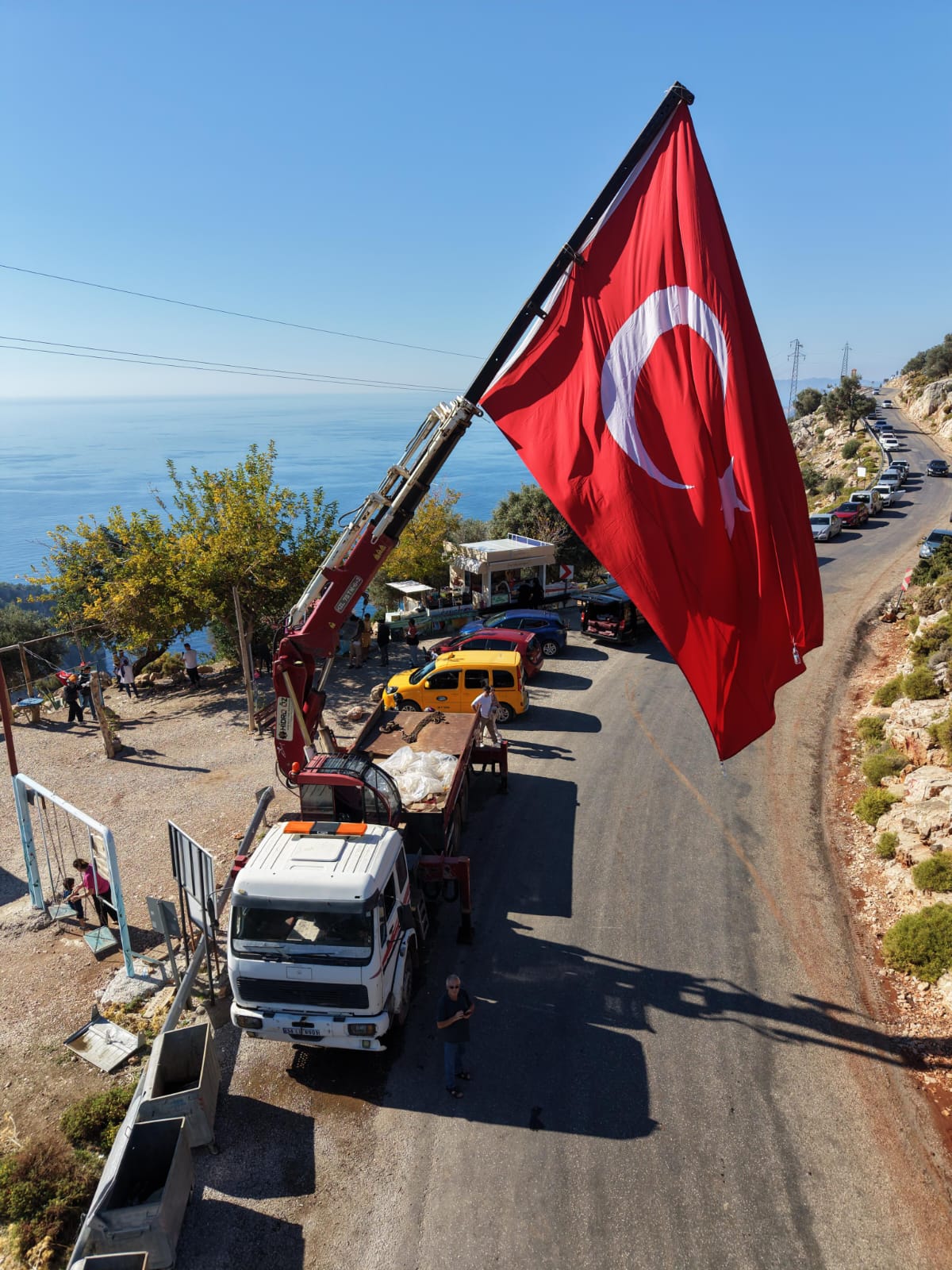 Faralya'daki Bayrak Yürüyüşü Coşkulu Geçti (2)