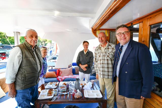 Fethi̇ye Beledi̇yesi̇'nden Şehi̇t Ai̇leleri̇ Gazi̇ler Ve Emekli̇lere (3) (Copy)