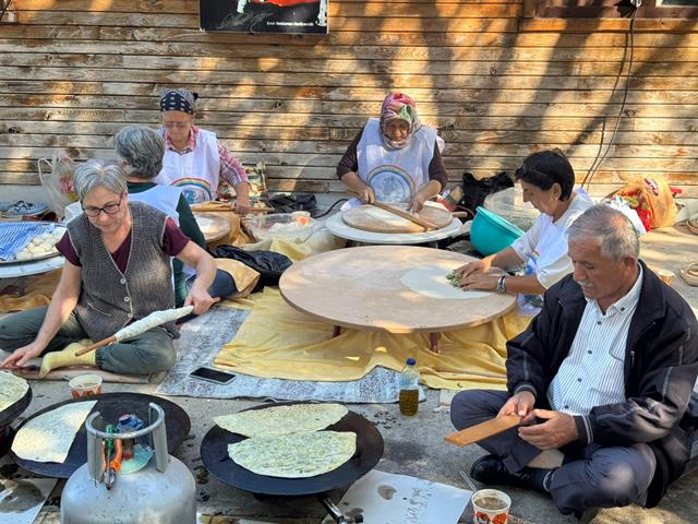 Fethiye’de Emeklilerden “Katkı Ve Destek Kermesi” (5) (Copy)