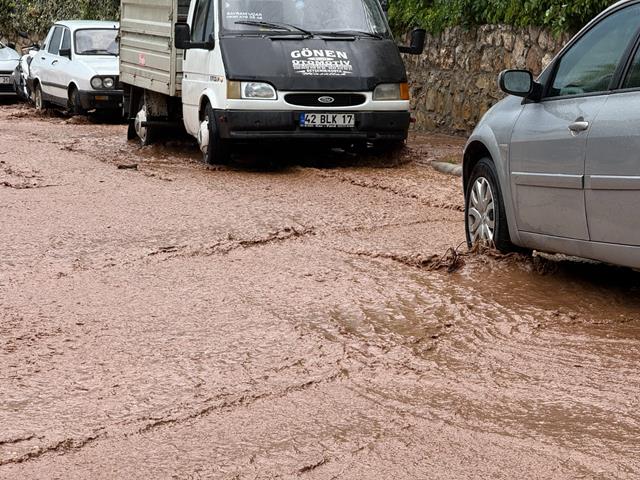 Fethiye’de Kuvvetli Yağış Hayatı Felç Etti (5) (Copy)