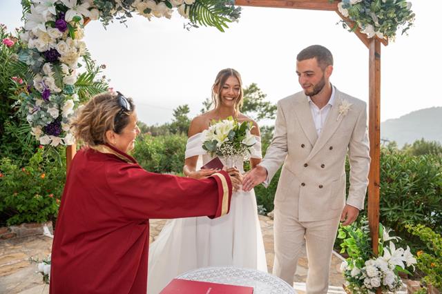 İngilizler Düğün İçin Fethiye’ye Koşuyor (13) (Copy)