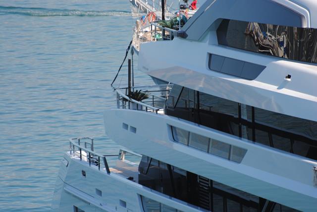 Mega Yat Kd, Fethiye'de 90 Bin Litre Yakıt Aldı (6) (Copy)