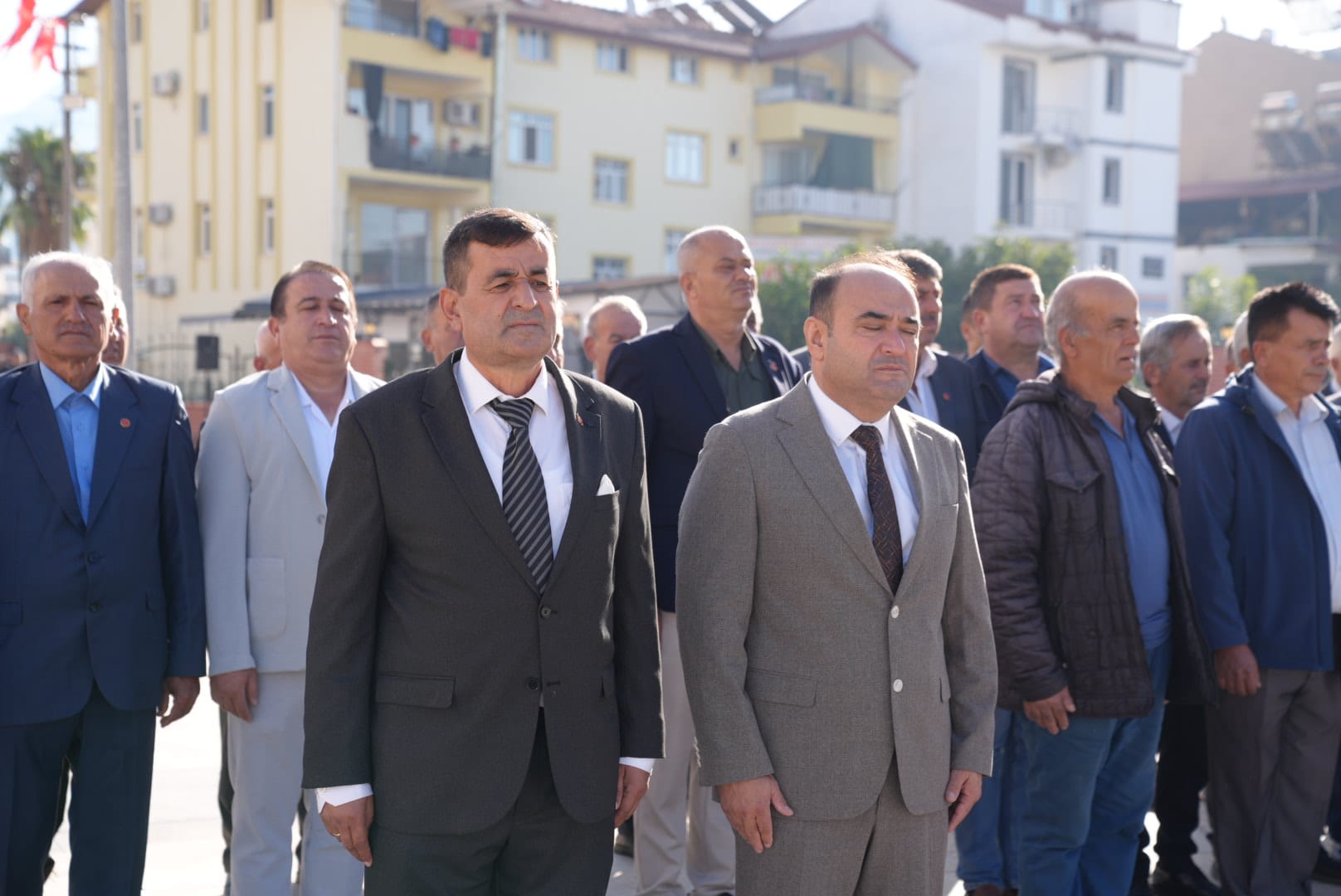 Seydikemerli Muhtarlar Ata’nın Huzuruna Çelenk Sundu (3)