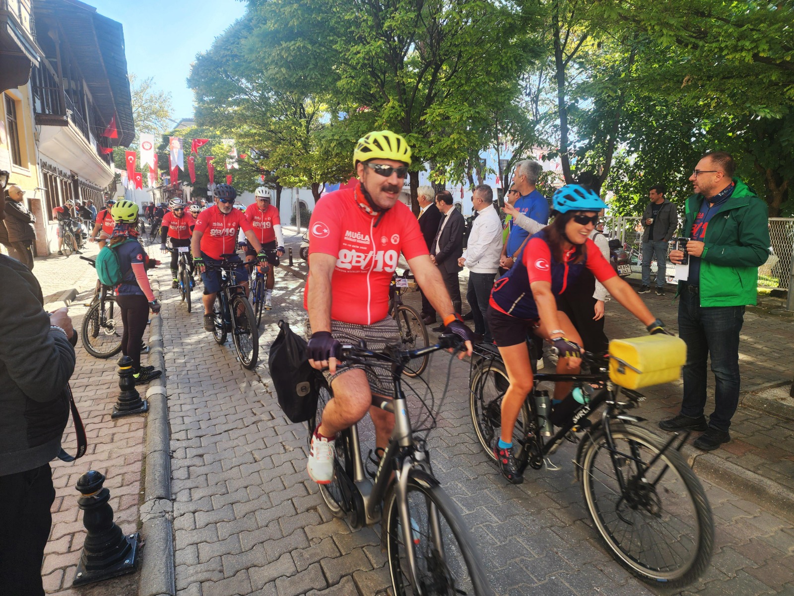 Whatsapp Image 2025 10 06 At 15.19.29 (1)