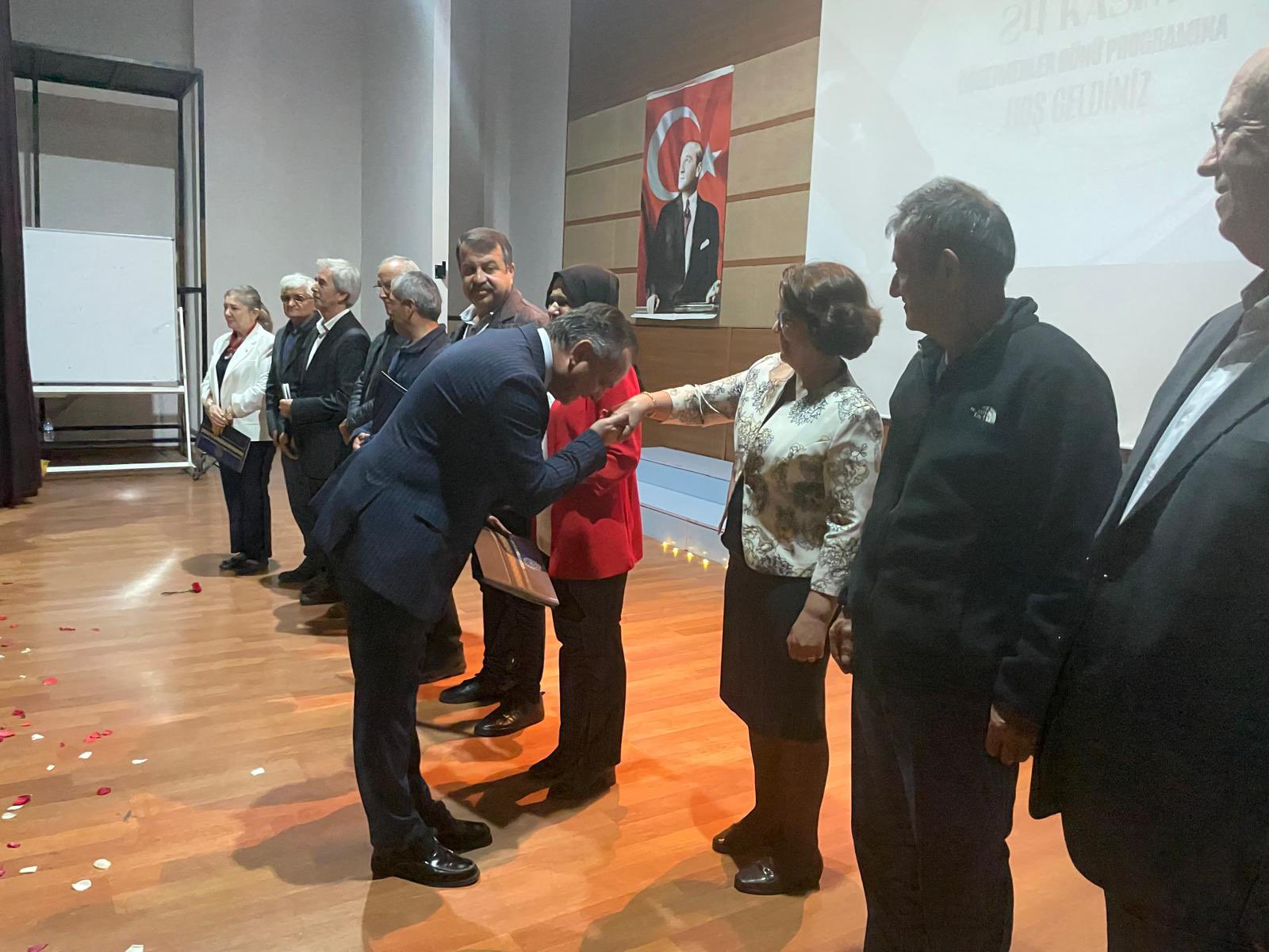 G6Gn Al E X U A E Qs Dt