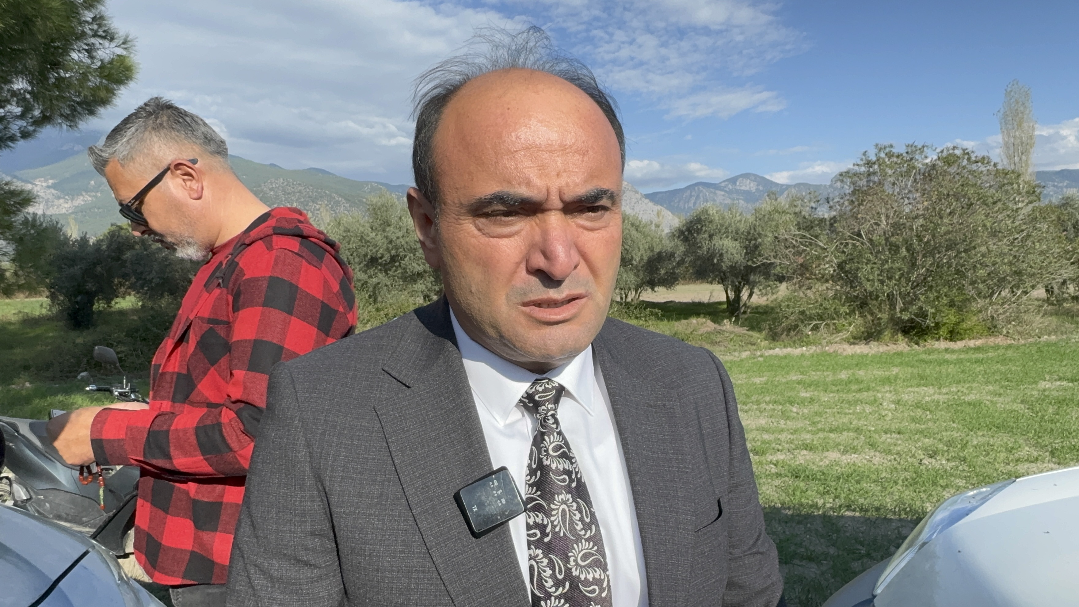 Seydikemer’de Zehirlenme Şüphesiyle Hayatını Kaybeden Genç Kız, Son Yolculuğuna Uğurlandı (3)