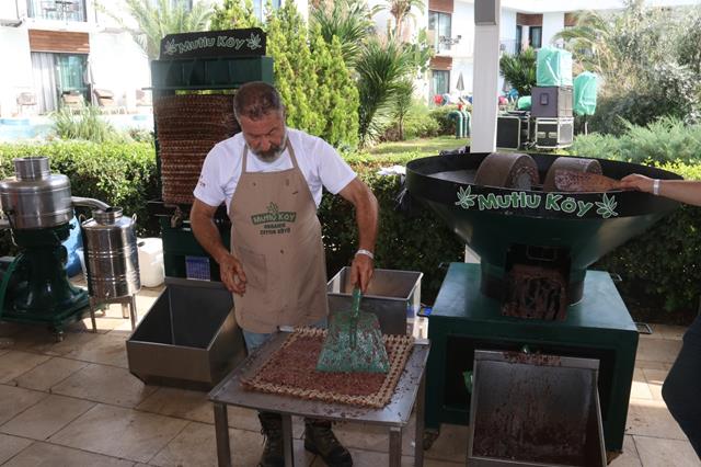 Whatsapp Image 2025 11 11 At 17.35.00 (Copy)