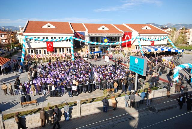 Başkan Soydemir Ve Ekibine Teşekkür Yağıyor (23) (Copy)