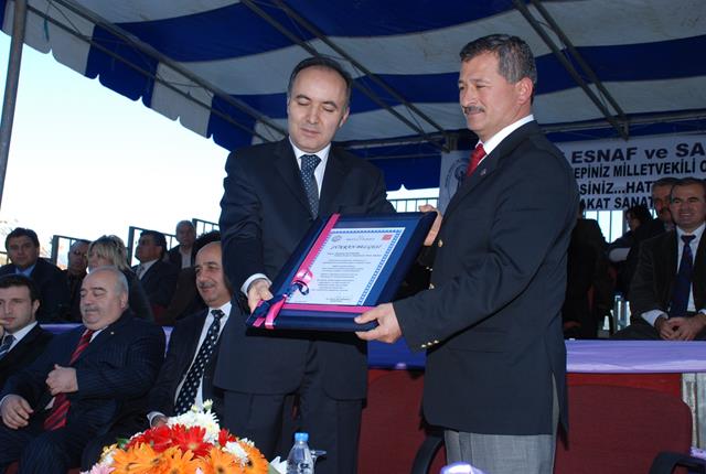 Başkan Soydemir Ve Ekibine Teşekkür Yağıyor (26) (Copy)