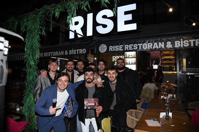 Fethiyeli Fenomen Batuhan Çoban Rıse’da Quız Nıght Gecesi İle Coşturdu (9) (Copy)