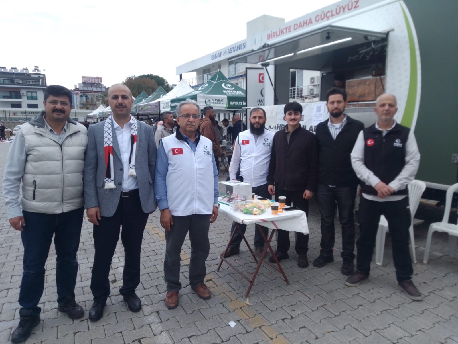 Gazze Yararına Yapılan Kermese Büyük İlgi Oldu (1)