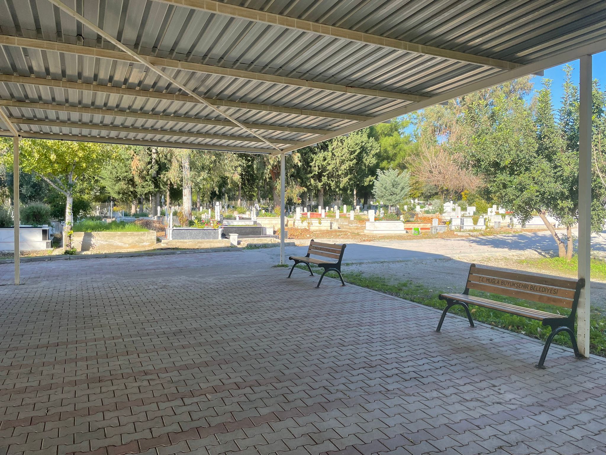 Mezarlıklarda Temizlik Ve Bakım Aralıksız Devam Ediyor (5)