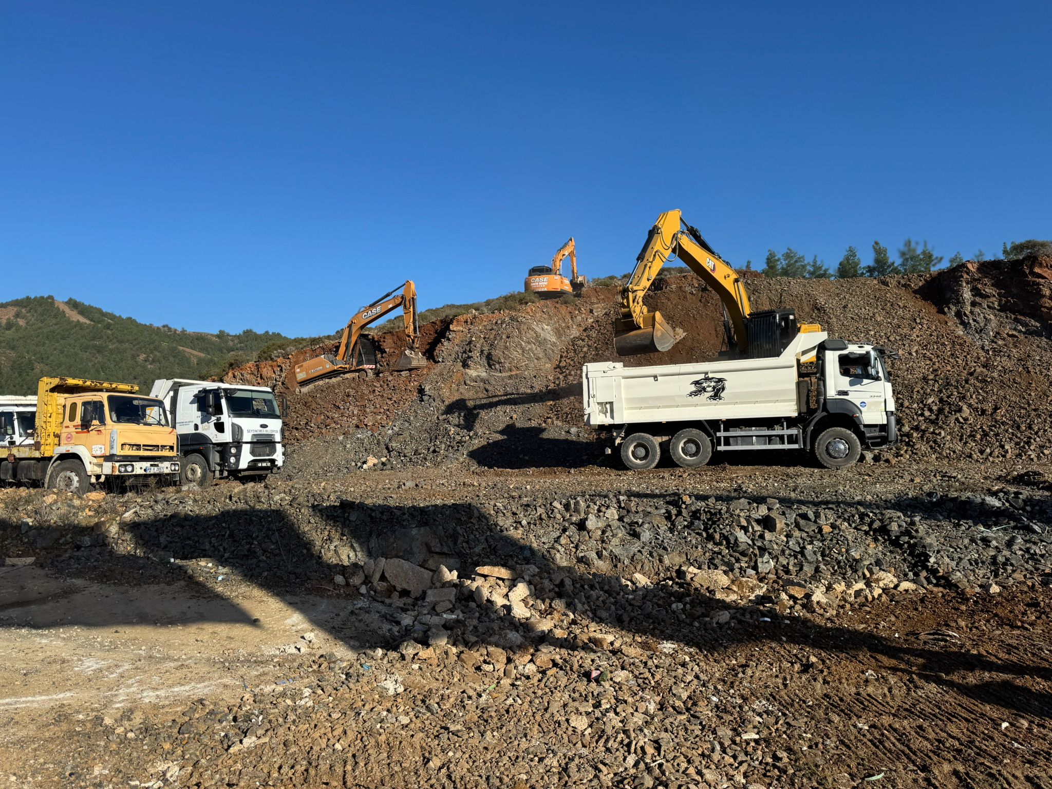 Seydikemer Hasan Özer Fen Lisesi’nde Hafriyat Çalışmaları Başladı (1)