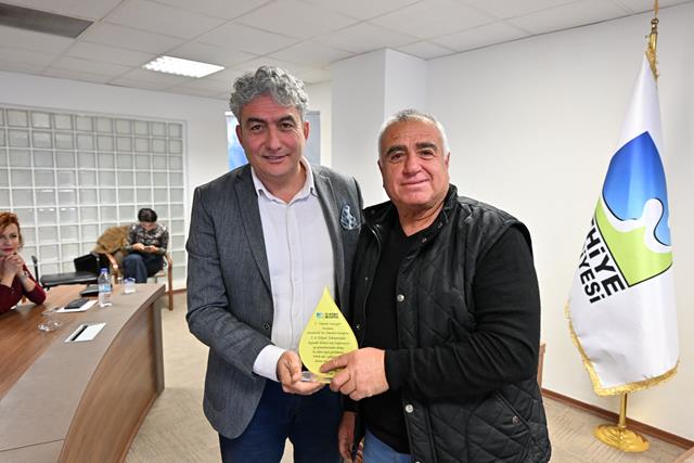 Tekneler Yarışıyor (2) (Copy)