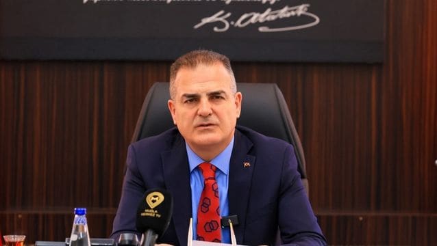 Dr. İdri̇s Akbiyik (5)