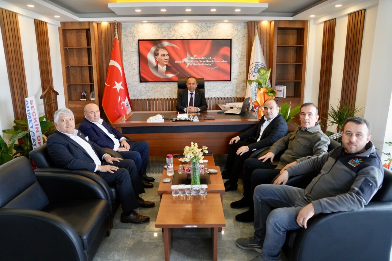 Başkan Akdeni̇zli̇ Ve Mi̇lletveki̇li̇ Otgöz’den Oda Başkanlarina “Hayirli Olsun” Zi̇yareti̇ (1)