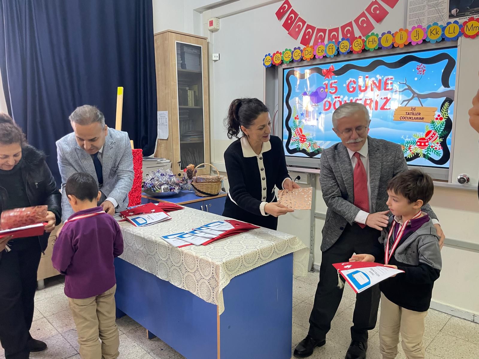 Fethiye’de 31 Bin 952 Öğrenci Karne Aldı (1)