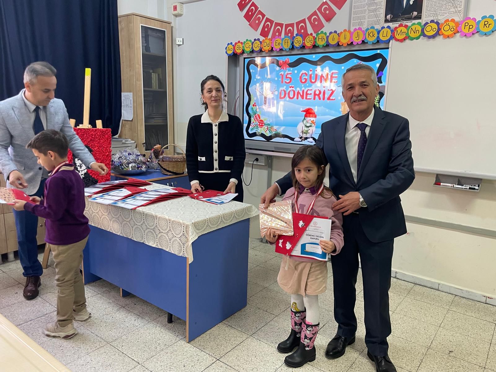 Fethiye’de 31 Bin 952 Öğrenci Karne Aldı (2)