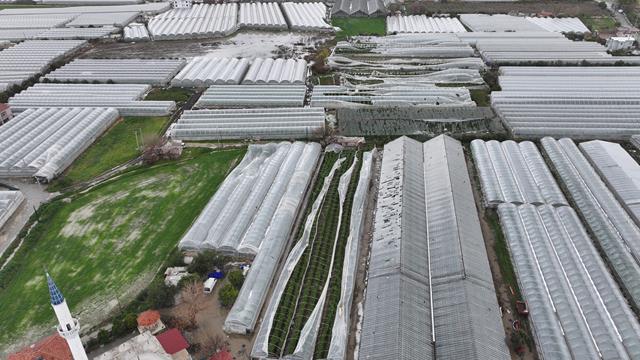 Kumluova’da Hortum, Fırtına Ve Dolu Seraları Vurdu (8) (Copy)