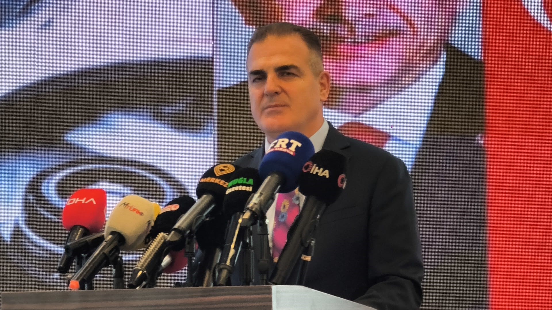 Vali Akbıyık, 3 Yıllık Bilançoyu Açıkladı (5)