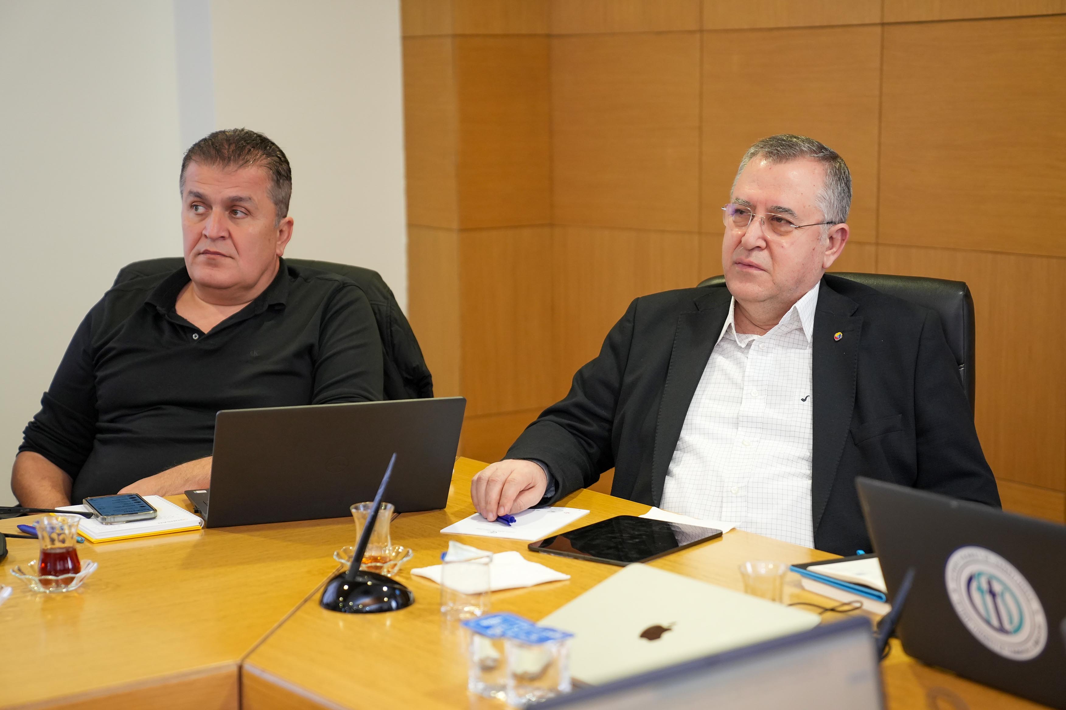 Fethi̇ye Ti̇caret Ve Sanayi̇ Odasi Yöneti̇mi̇ Ve Çalişanlari “Yapay Zeka” Eği̇ti̇mi̇ Aldi (7)