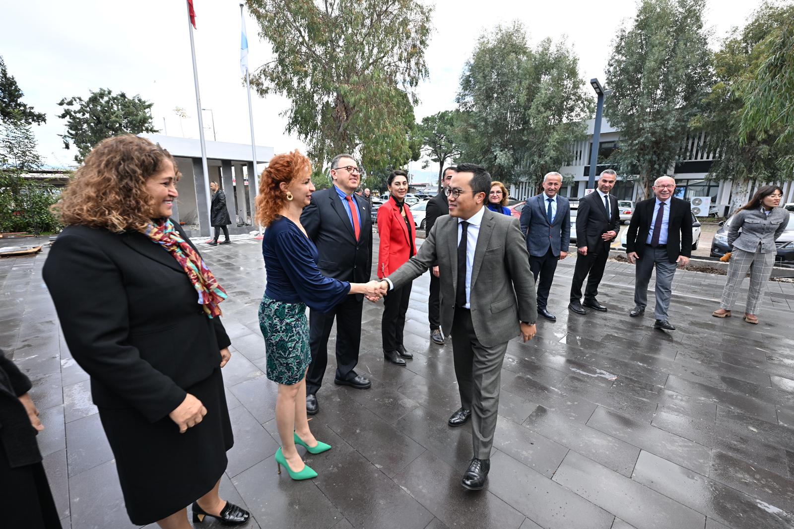 Hindistan Başkonsolos (4)