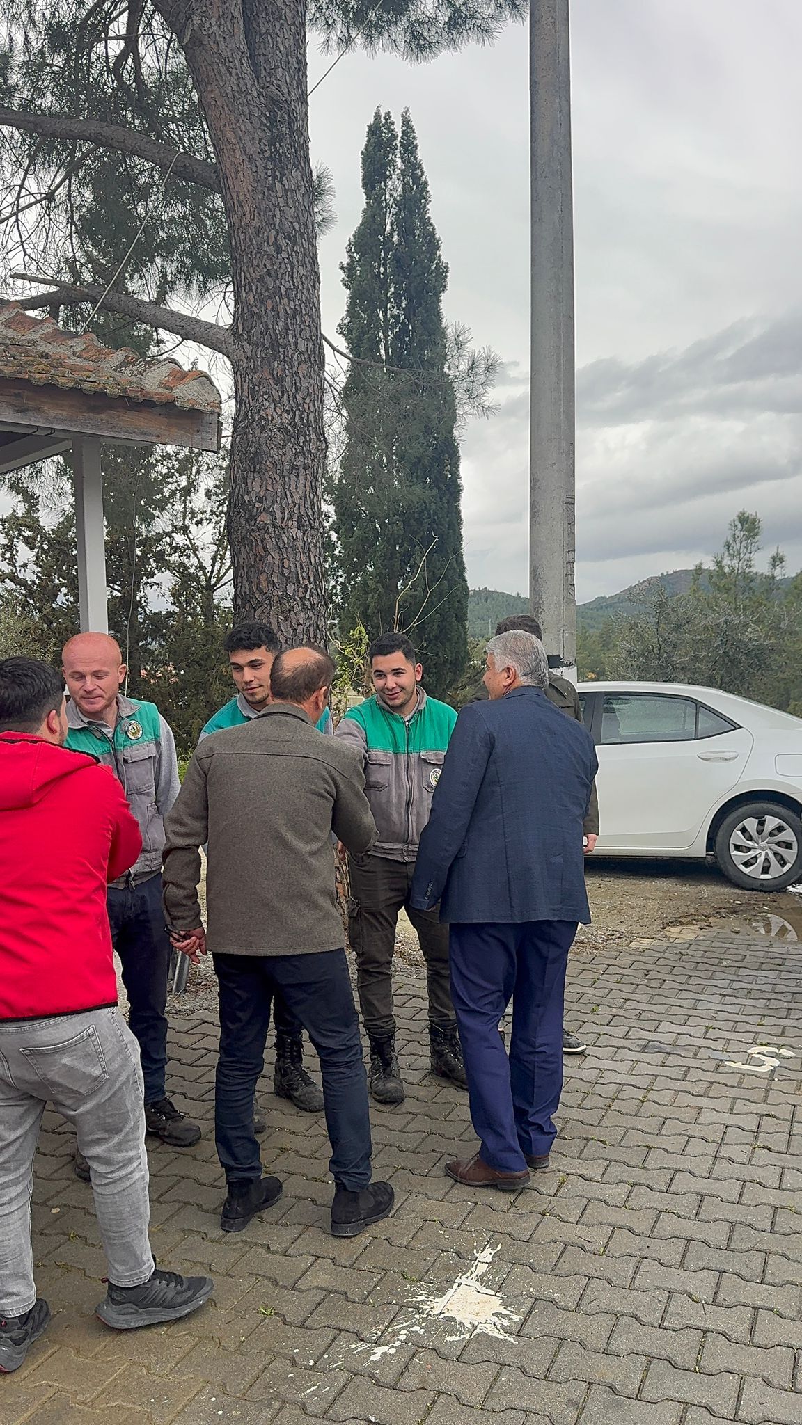 Ak Parti̇ Seydi̇kemer İlçe Başkani Ali̇ Büklü’den Orman Teşki̇latina Zi̇yaret (1)