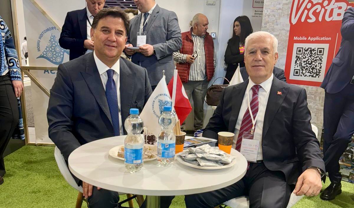 Başkan Karaca, ‘’Fethi̇ye’mi̇zi̇ En İyi̇ Şeki̇lde Tanitiyoruz’’ (6)