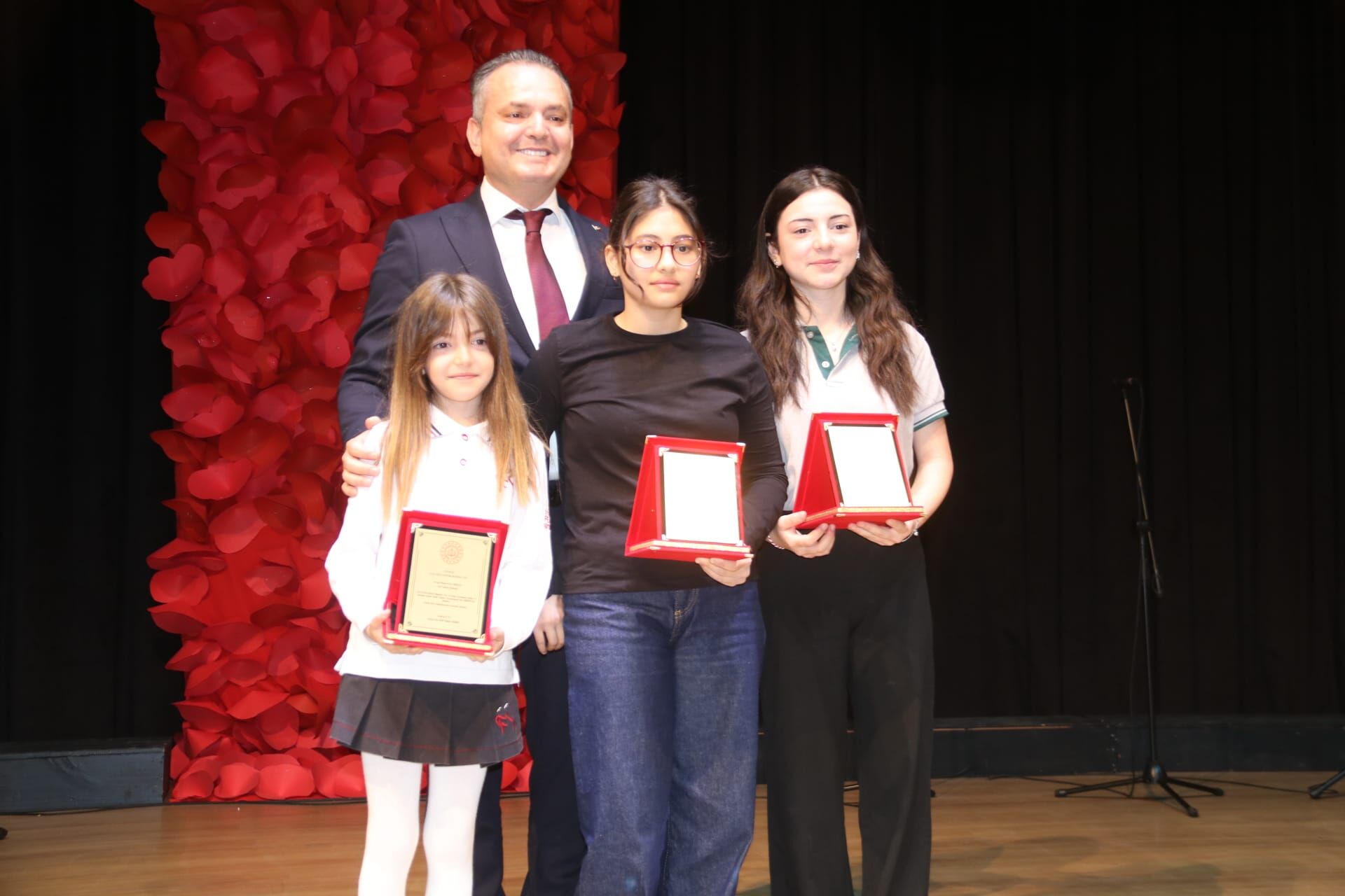 ‘Bir Hürriyet Türküsü’ Duygusal Anlar Yaşattı (3)