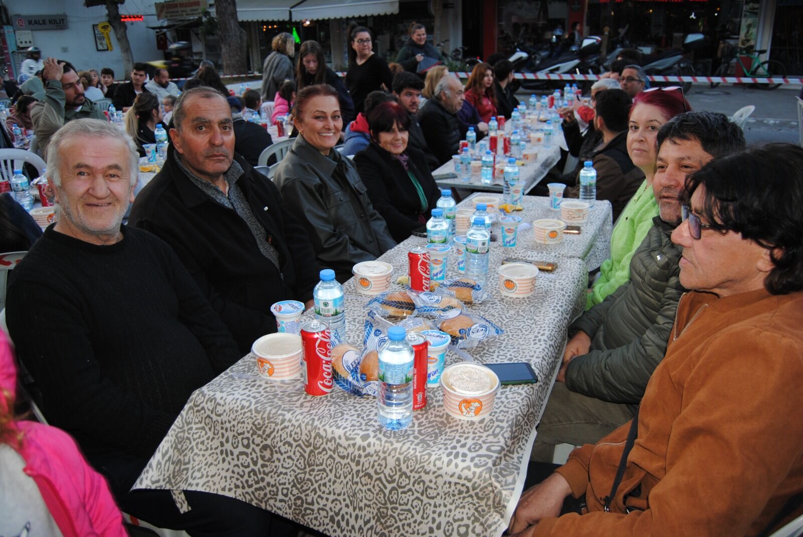 Çarşı’daki Gönül Sofrasına Büyük İlgi Oldu (14)